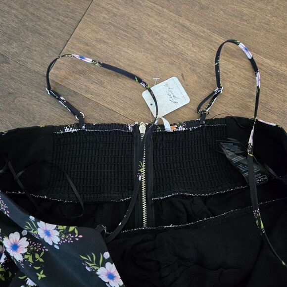 Free People in A Bubble Mini Dress in Black Floral size M New - Picture 10 of 14